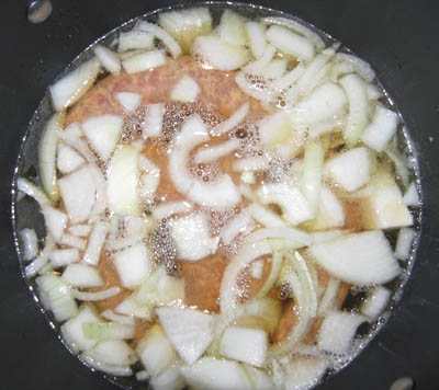 Simmering bratwurst Simmering bratwurst